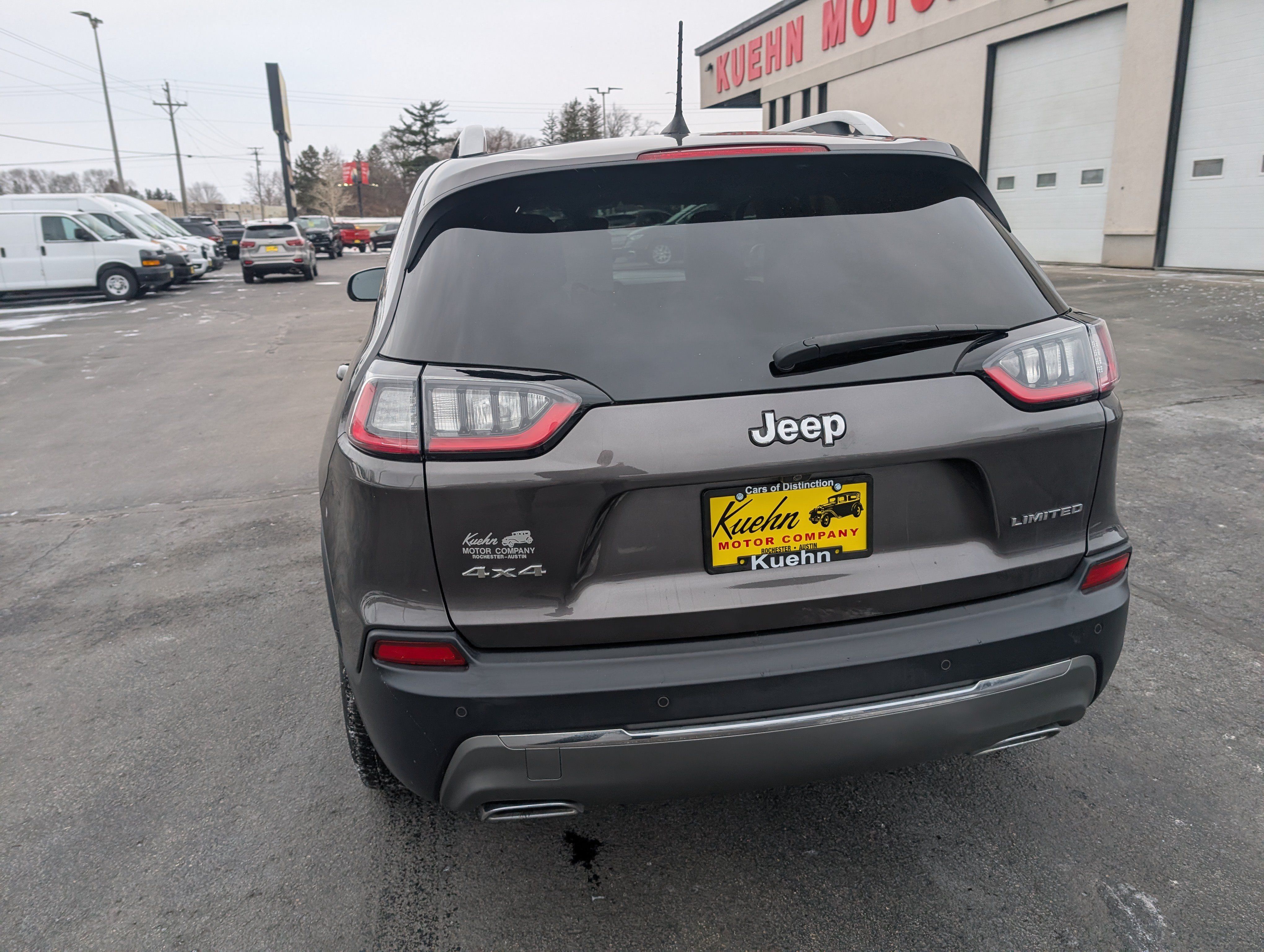 Used 2019 Jeep Cherokee Limited AWD/4WD image 7