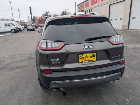 Used 2019 Jeep Cherokee Limited image 7