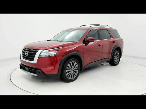 Used 2024 Nissan Pathfinder SL w/ SL Premium Package FWD image 1