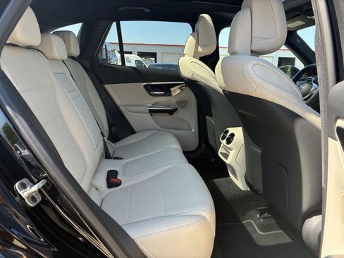 Certified 2026 Mercedes-Benz GLC 300 image 28