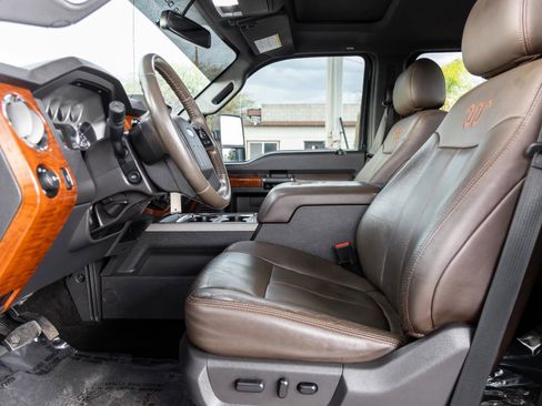 Used 2016 Ford F350 King Ranch w/ FX4 Off-Road Package AWD/4WD image 11