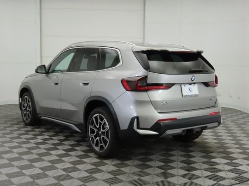 Used 2025 BMW X1 xDrive28i w/ Premium Package image 8