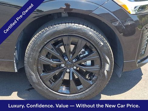 Certified 2025 Volvo XC60 B5 Core AWD/4WD image 9