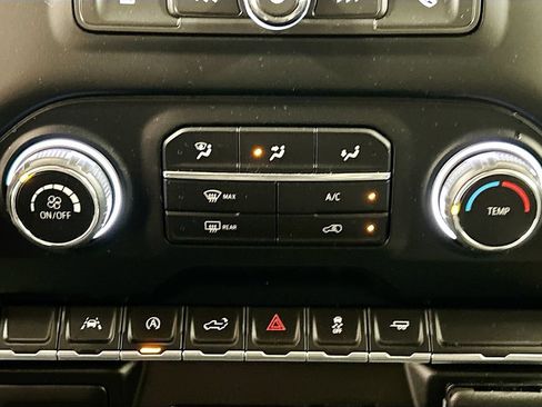 Used 2022 Chevrolet Silverado 1500 Custom RWD image 13