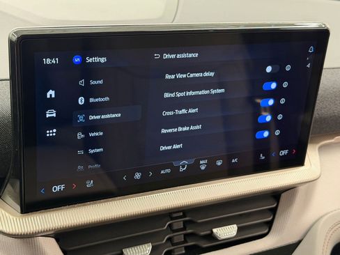 New 2026 Ford Explorer Active w/ Active Comfort Package AWD/4WD image 30