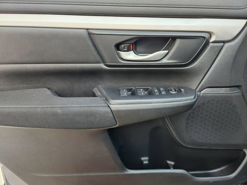 Used 2019 Honda CR-V LX image 21