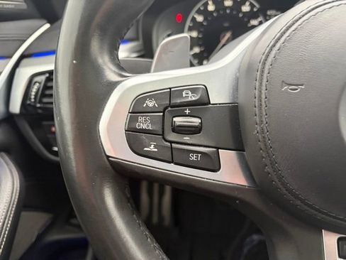 Used 2018 BMW 530i xDrive 530i xDrive image 11