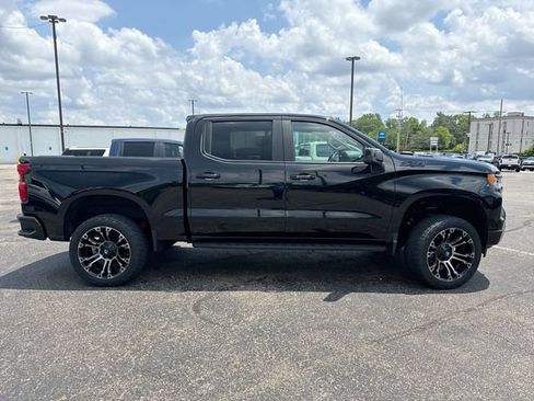 Used 2022 Chevrolet Silverado 1500 RST AWD/4WD image 5