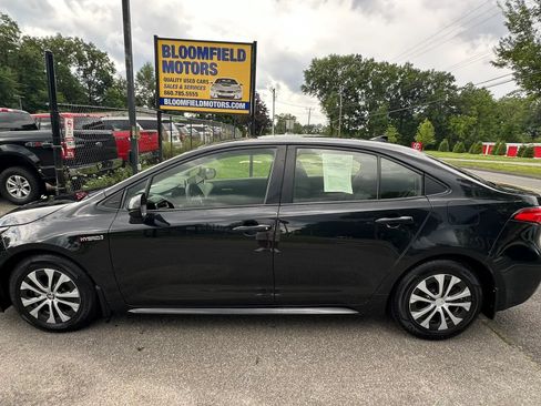 Used 2020 Toyota Corolla LE FWD image 8