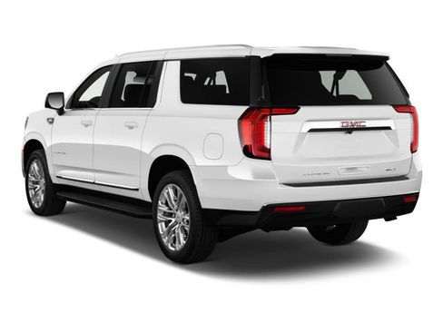 Used 2022 GMC Yukon XL SLT w/ SLT Premium Package AWD/4WD image 2
