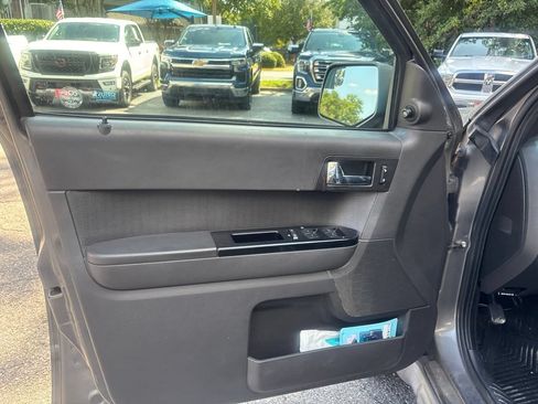 Used 2012 Ford Escape Limited FWD image 13