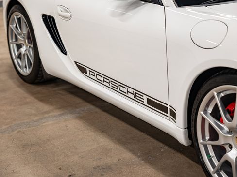Used 2012 Porsche Cayman R image 20