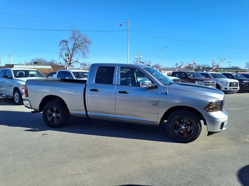 Used 2019 RAM 1500 Tradesman w/ Chrome Plus Package image 2