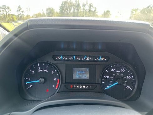 Used 2022 Ford F250 XL w/ Power Equipment Group image 13