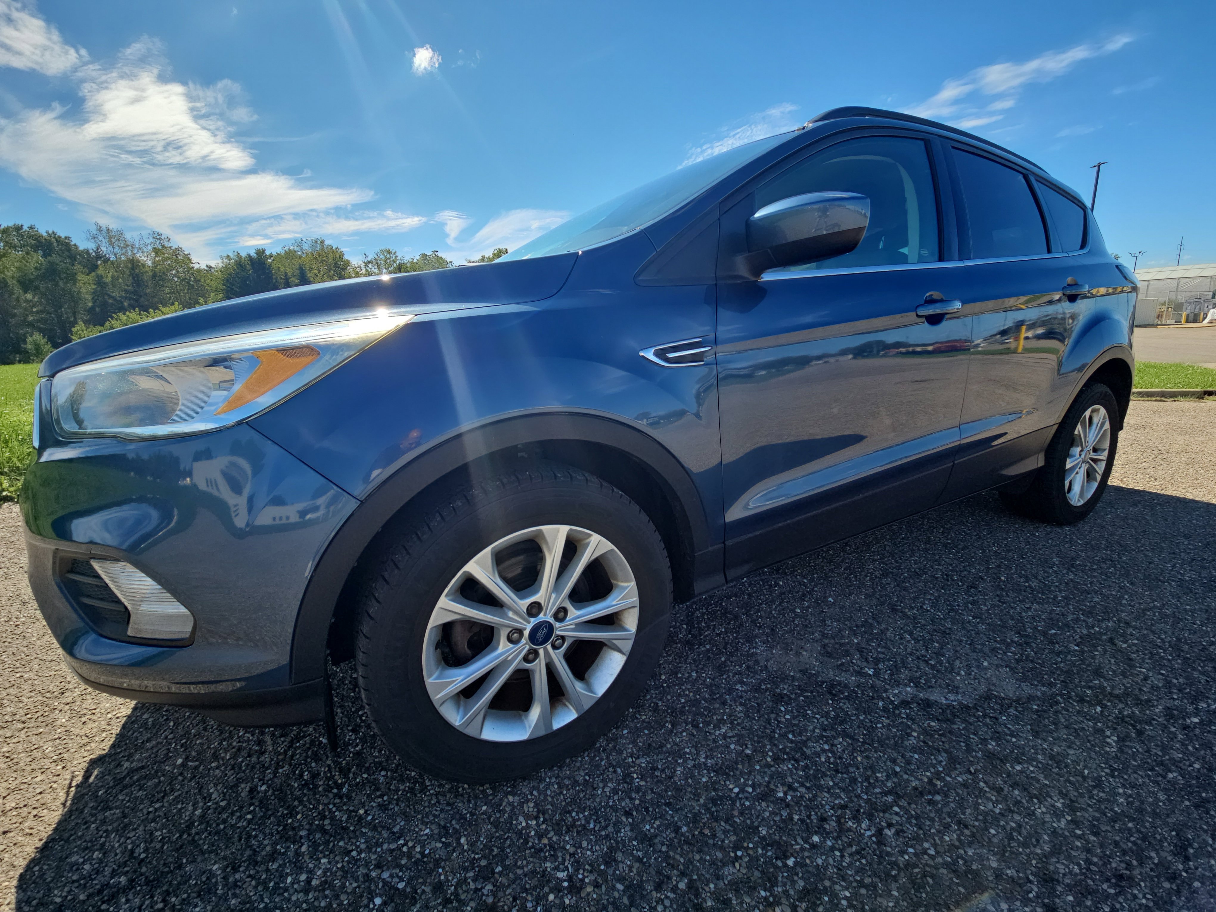 Used 2018 Ford Escape SE FWD image 9