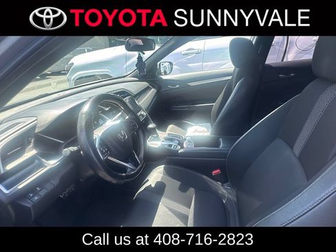 Used 2020 Honda Civic Sport image 4
