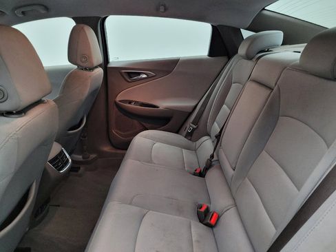 Used 2016 Chevrolet Malibu LT FWD image 18