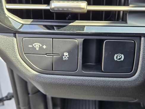 New 2026 Kia Sportage LX FWD image 14