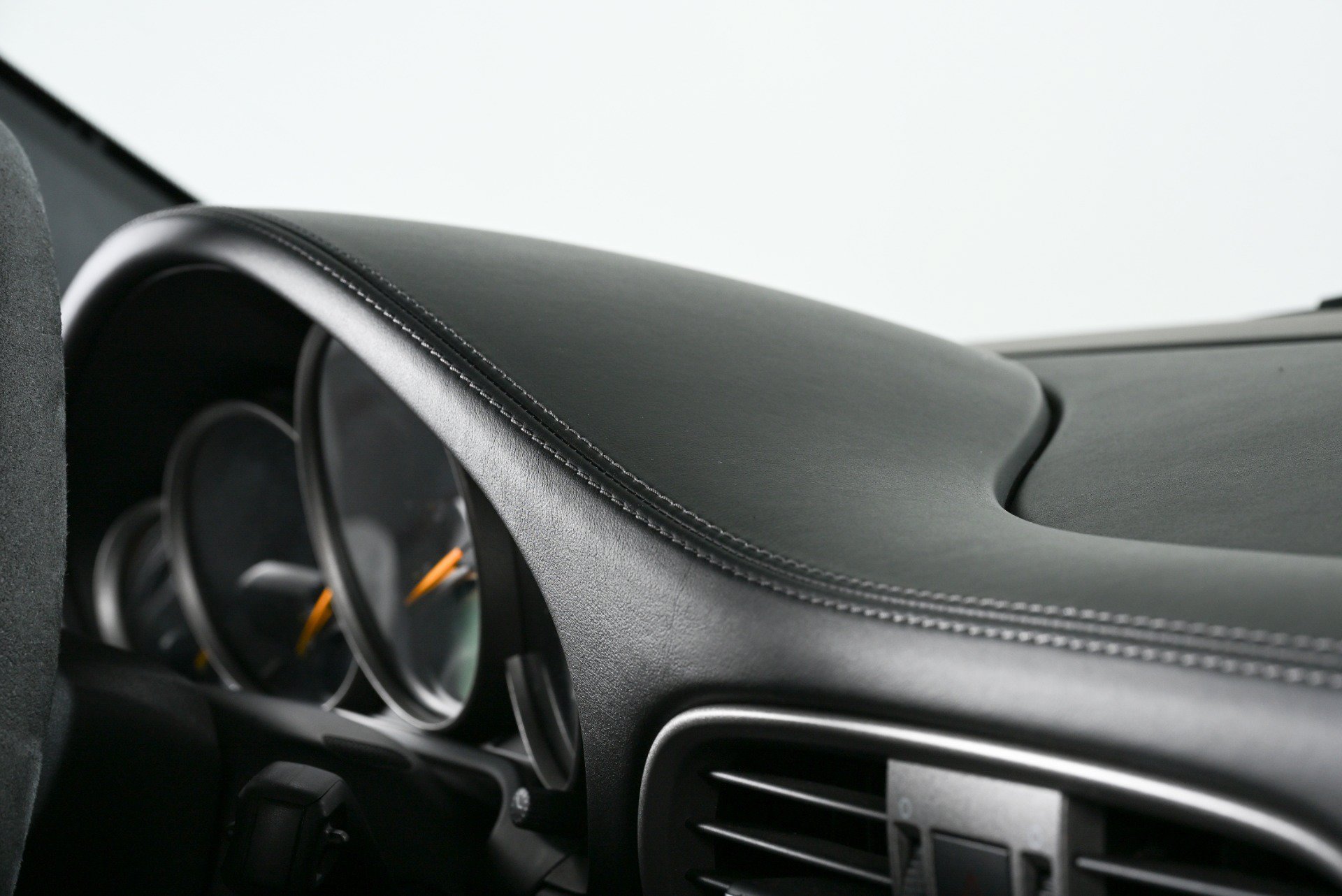 Used 2010 Porsche 911 GT3 RWD image 15