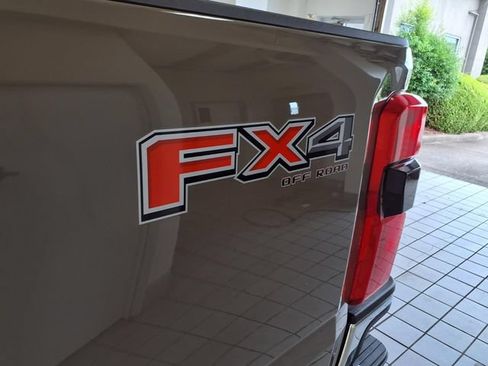 Used 2026 Ford F250 Lariat w/ Chrome Package AWD/4WD image 25