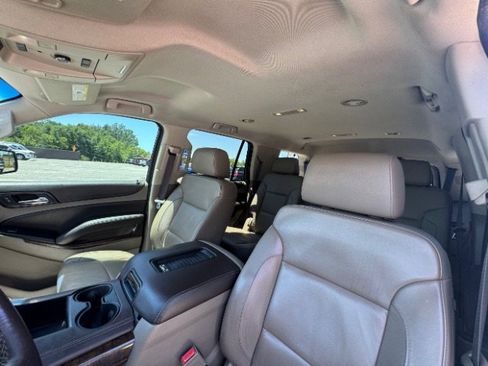 Used 2017 Chevrolet Tahoe LT w/ Luxury Package RWD image 14