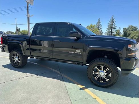 Used 2017 Chevrolet Silverado 1500 LT w/ All Star Edition image 8