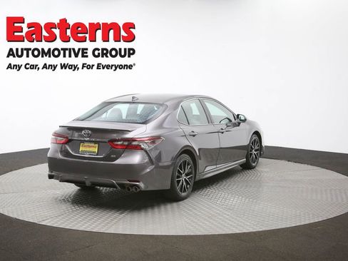 Used 2023 Toyota Camry SE image 40