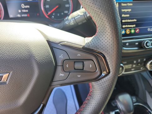 Used 2022 Chevrolet TrailBlazer RS w/ Sun and Liftgate Package image 31