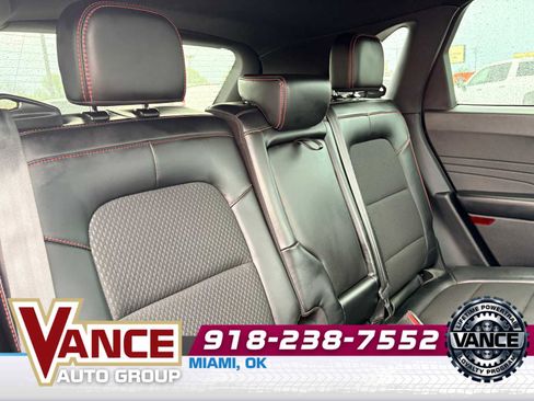 Used 2025 Ford Escape ST-Line AWD/4WD image 18