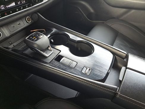 Used 2021 Nissan Rogue Platinum image 33