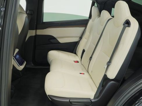 Used 2023 Tesla Model X AWD/4WD image 24