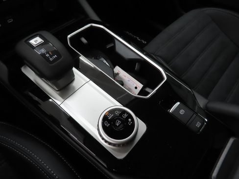 New 2026 Mitsubishi Outlander SE FWD image 14