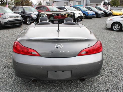 Used 2012 INFINITI G37 Sport w/ Premium Pkg image 8
