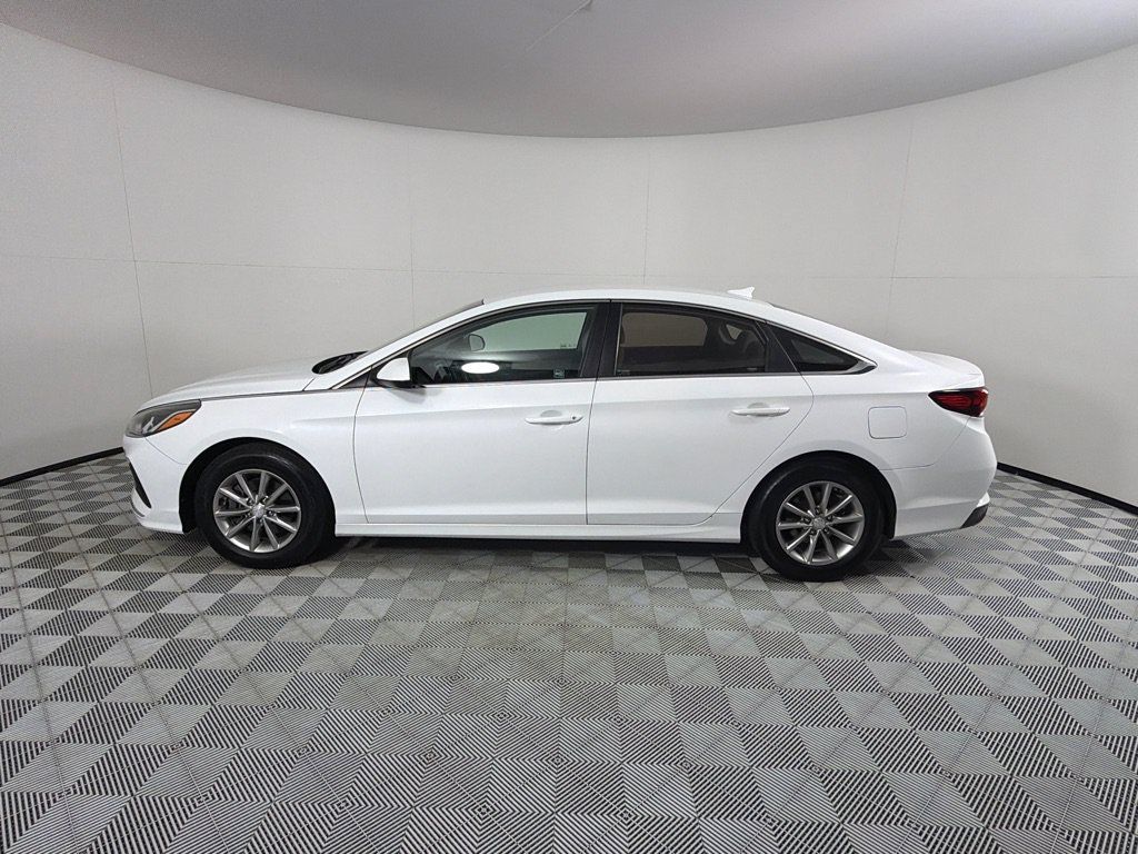 Used 2018 Hyundai Sonata SE FWD image 8