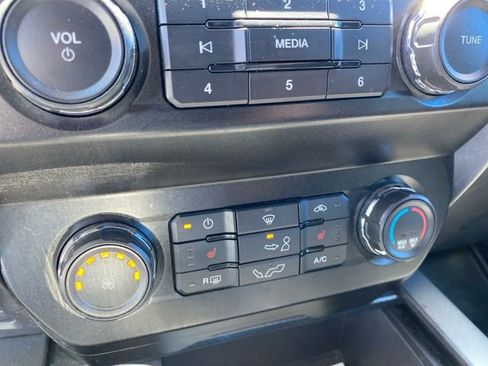 Used 2019 Ford F150 XLT w/ Equipment Group 302A Luxury AWD/4WD image 25