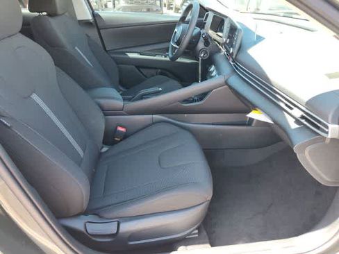 New 2026 Hyundai Elantra SE w/ Cargo Package FWD image 18