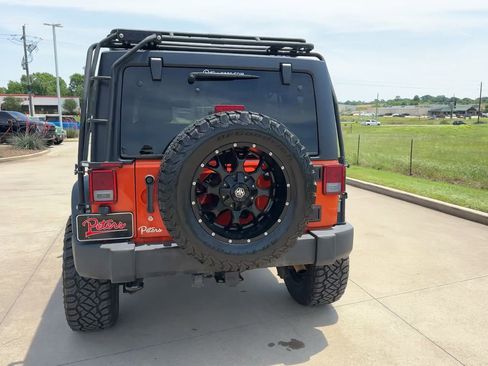 Used 2015 Jeep Wrangler Unlimited Sport w/ Quick Order Package 24S AWD/4WD image 6