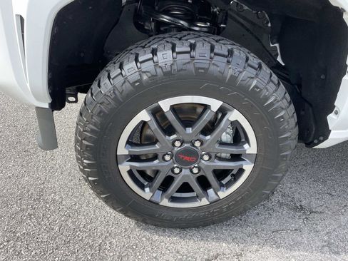 Used 2024 Toyota Tacoma TRD Sport image 11