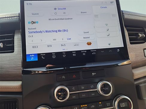 Used 2024 Ford Expedition Max Limited image 10