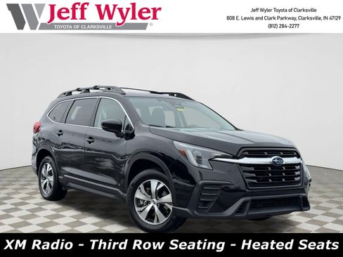 Used 2024 Subaru Ascent Premium w/ Convenience Package image 1