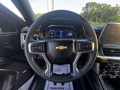 Used 2024 Chevrolet Suburban Premier w/ Premium Package image 18