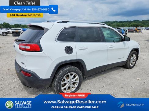 Used 2015 Jeep Cherokee Latitude w/ Cold Weather Group AWD/4WD image 4