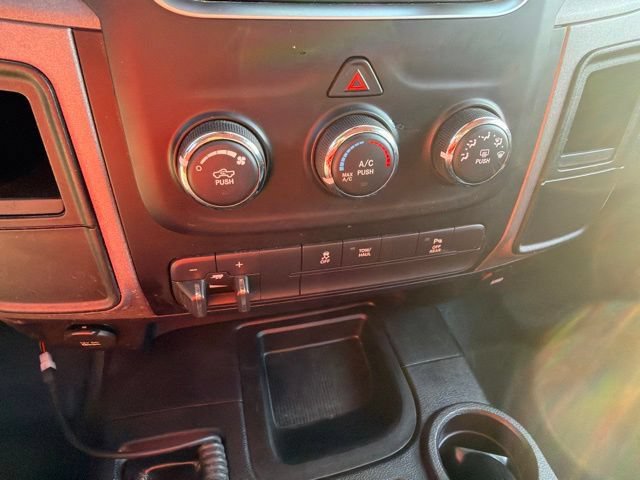 Used 2016 RAM 2500 Tradesman w/ Chrome Appearance Group AWD/4WD image 22