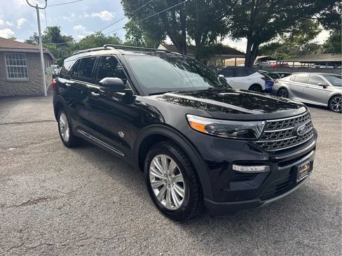 Used 2022 Ford Explorer King Ranch w/ Technology Package AWD/4WD image 3
