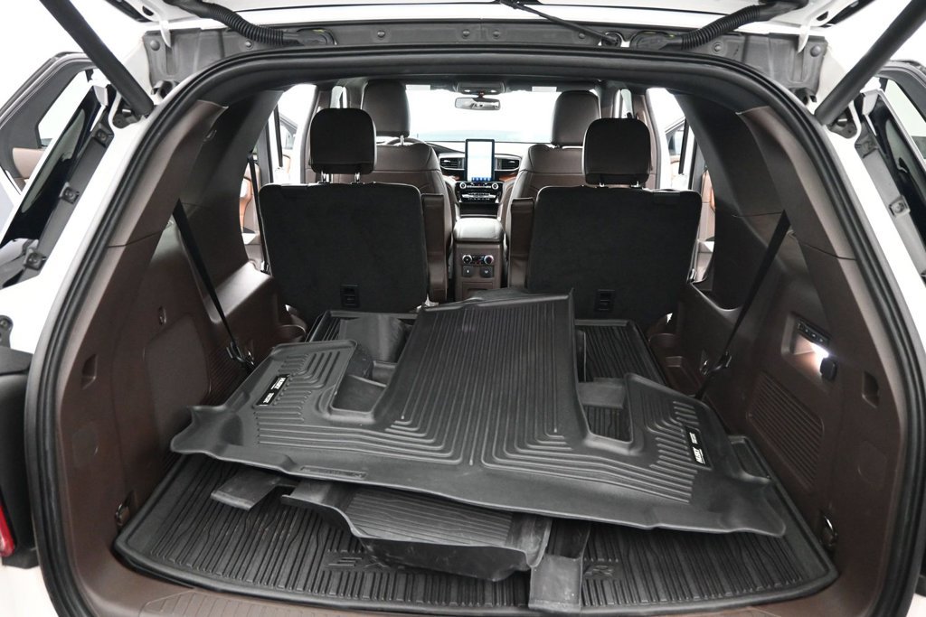 Used 2023 Ford Explorer King Ranch w/ Technology Package AWD/4WD image 15