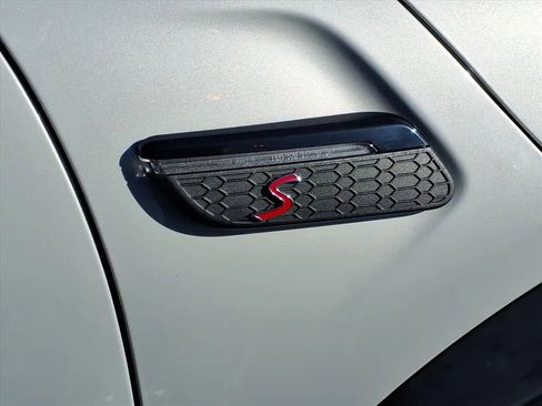 Used 2023 MINI Cooper S image 10
