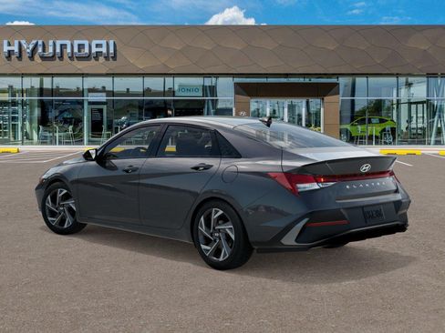 New 2026 Hyundai Elantra SEL Sport Premium FWD image 5