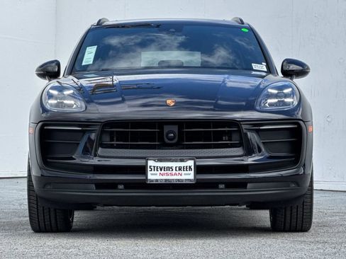Used 2022 Porsche Macan AWD/4WD image 8
