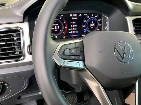 Used 2022 Volkswagen Atlas Cross Sport SE AWD/4WD image 24