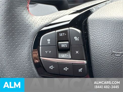 Used 2025 Ford Explorer ST-Line w/ Premium Package RWD image 32